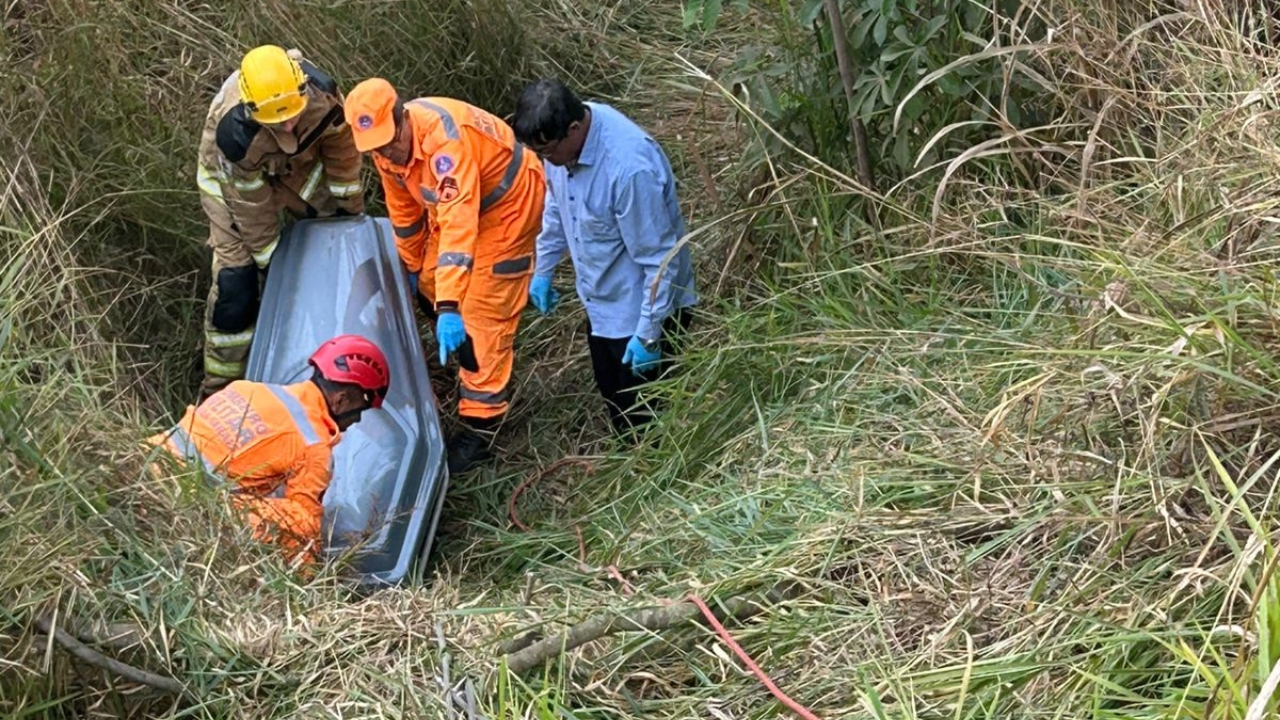 acidente na BR-365 em Macaúba de Baixo acidente na BR-365 em Macaúba de Baixo