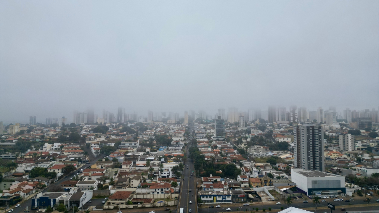 Frente fria e ar seco derrubam temperaturas no Dia dos Pais no Triângulo e Alto Paranaíba Frente fria e ar seco derrubam temperaturas no Dia dos Pais no Triângulo e Alto Paranaíba