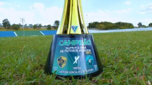 Troféu da Supercopa de Futebol Amador da Divisão Especial