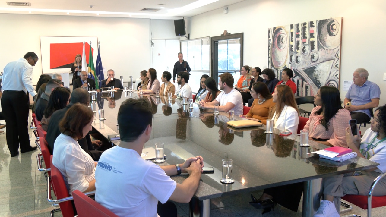Reunião de autoridades de Uberlândia com representantes do Ministério da Saúde