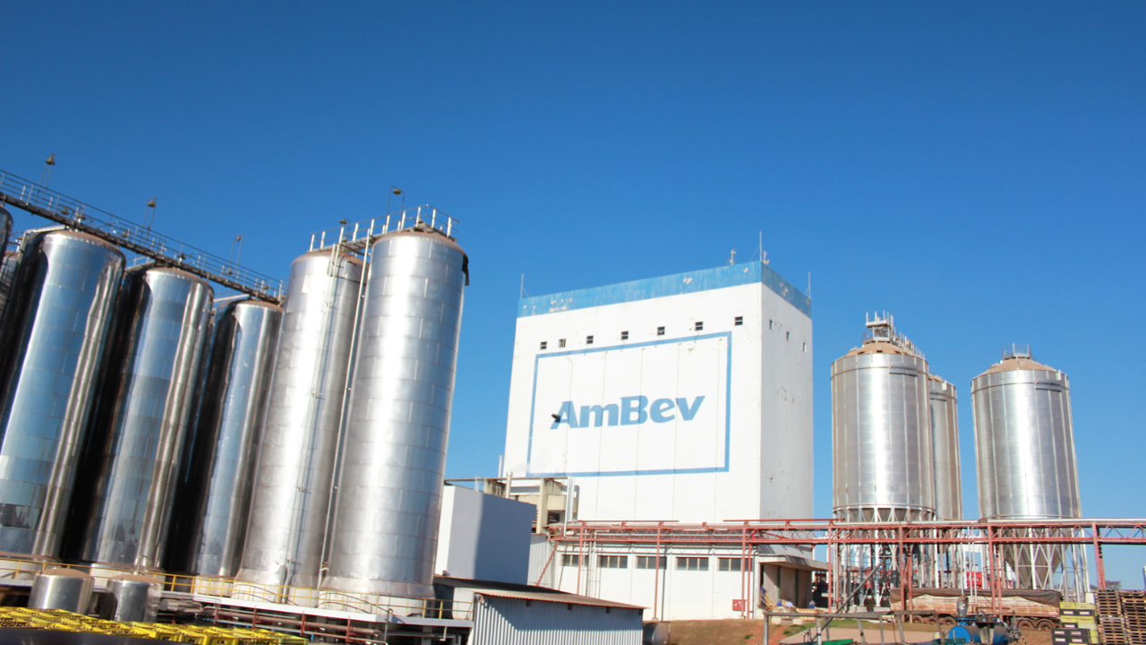 Ambev abre 140 vagas de emprego e Uberlândia, Pouso Alegre e Alfenas participam da lista Ambev abre 140 vagas de emprego e Uberlândia, Pouso Alegre e Alfenas participam da lista