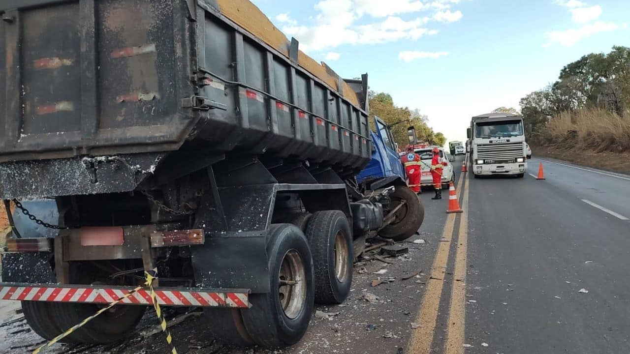 Acidente BR-153, em Prata