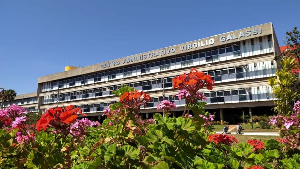 Centro Administrativo Virgílio Galassi abriga a Prefeitura de Uberlândia