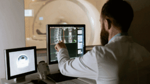 ALMG recebe denúncias de profissionais sobre precarização na área da radiologia