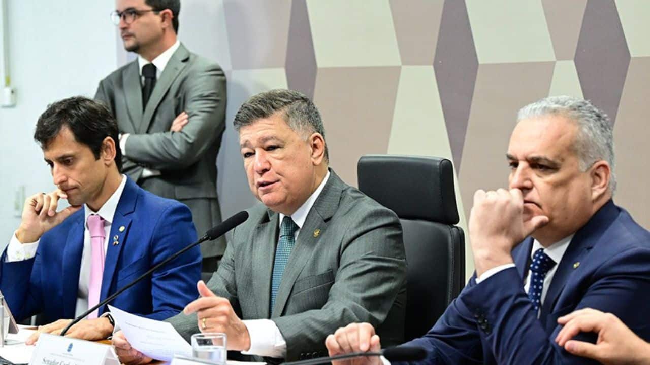 Senador Carlos Viana, presidente da CPMI do INSS