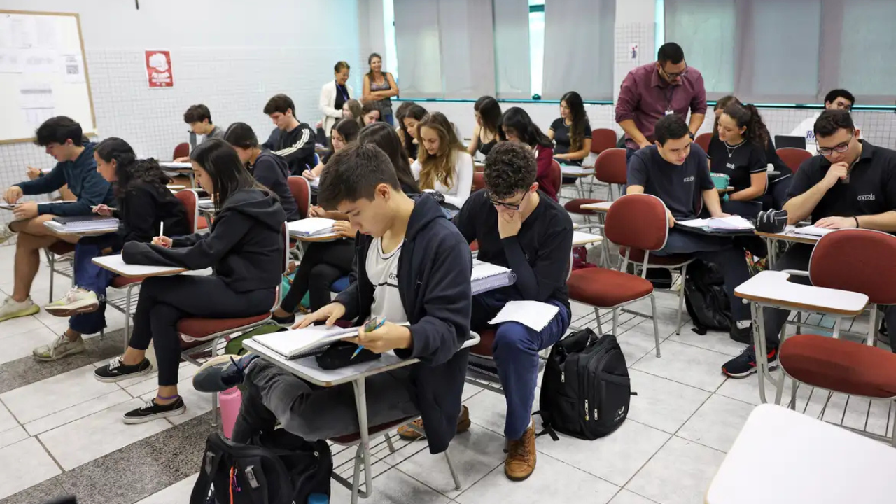 Inep divulga desempenho das escolas no Enem 2024 com privadas liderando em Uberlândia -