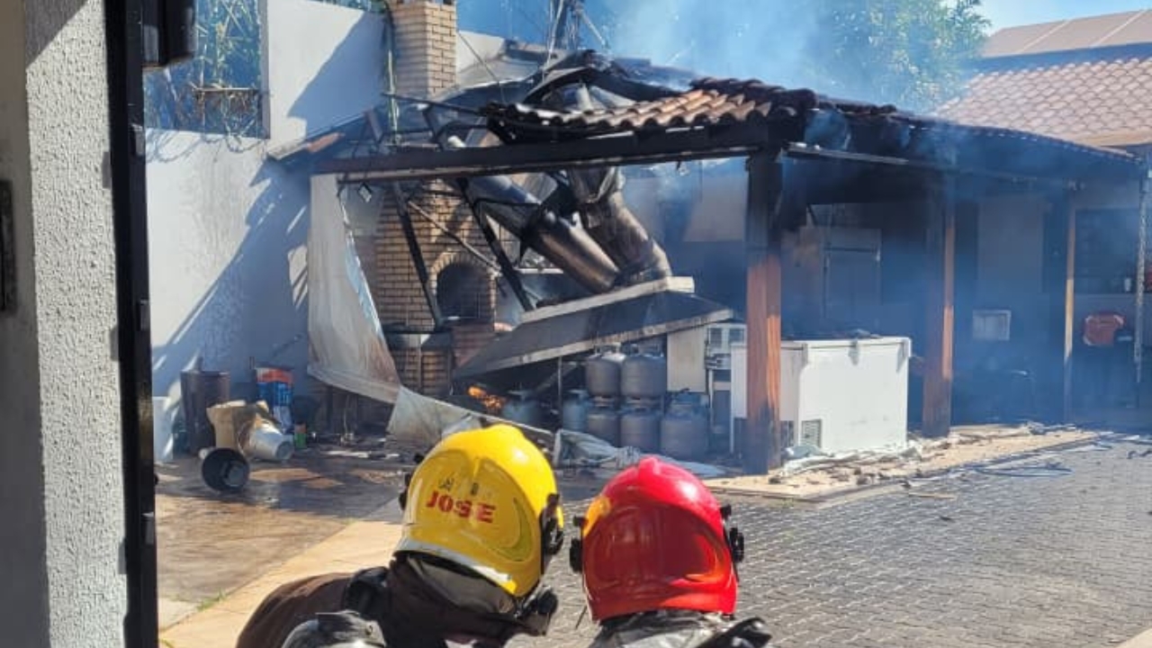 Incêndio em Hamburgueria