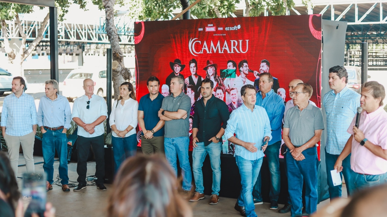 equipe de diretores do Sindicato Rural de Uberlândia e organizadores do Camaru 2025
