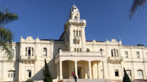 Prédio da prefeitura de Araguari