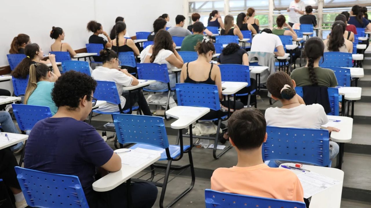 ufu abre vagas para cursos de linguas