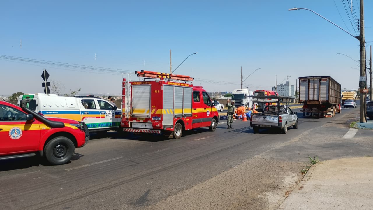 Acidente na Avenida Antônio Thomaz Ferreira de Rezende deixa vítima fatal