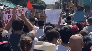 Manifestantes se reúnem em Uberlândia contra PEC da Blindagem e projeto de anistia
