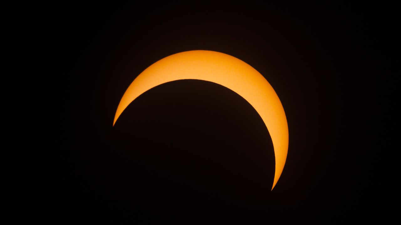 Eclipse solar