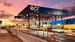cabines de autoatendimento em pedágios