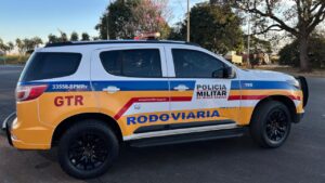PMRv prende foragido condenado por estupro de vulnerável; ele foi identificado durante um fiscalização na MG-235