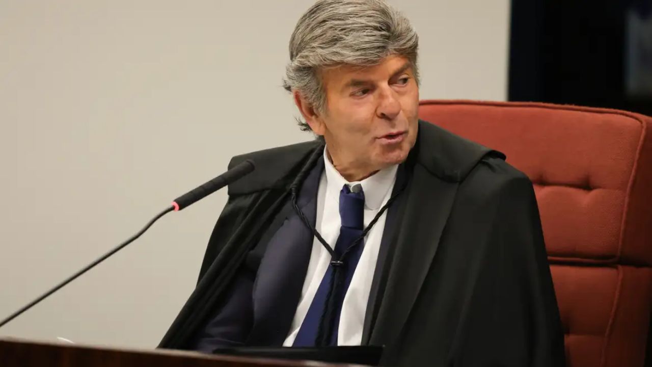 Luiz Fux vota em julgamento de Bolsonaro e demais réus