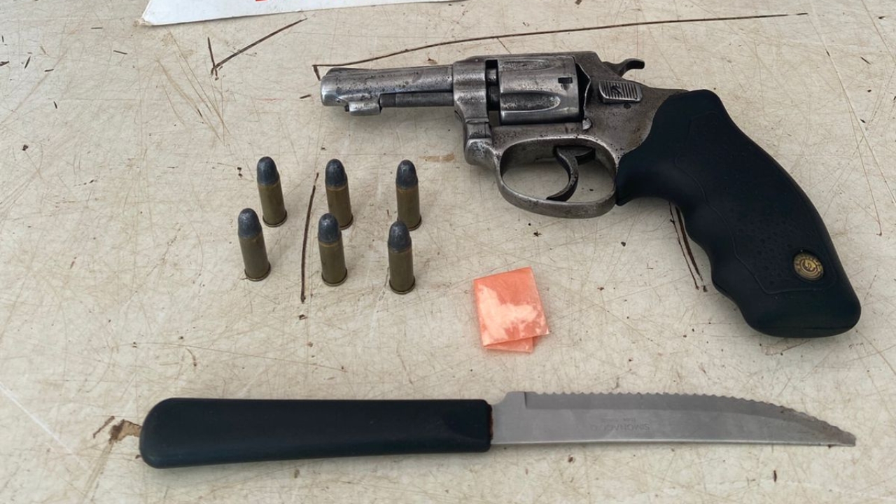 Operação Guardião do Cerrado resultou em prisões e apreensão de armas no Bairro Luizote, em Uberlândia – Foto: PMMG/Divulgação Operação Guardião do Cerrado resultou em prisões e apreensão de armas no Bairro Luizote, em Uberlândia – Foto: PMMG/Divulgação