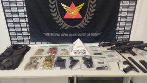 PMMG cumpre mandados contra facção ligada ao Comando Vermelho