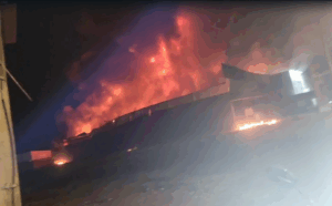 Incêndio em loja em Uberlândia