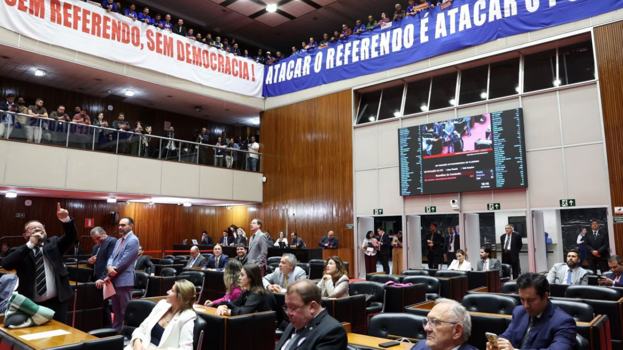 Deputados retomam debates sobre PEC que elimina referendo para venda da Copasa