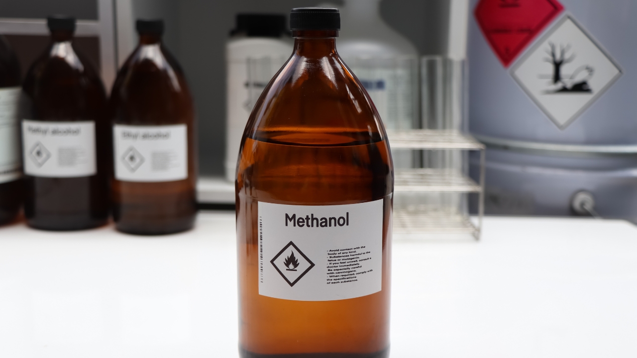 Frascos de metanol - Falsificação de bebidas poderá ser enquadrado em crime hediondo