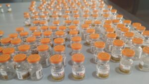 Polícia Militar Rodoviária faz apreensão de medicamentos avaliados em R$ 300 mil na MGC-497, em Prata. Remédio vinha do Paraguai e seria revendido