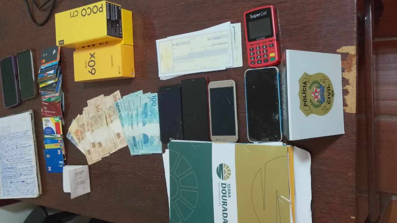 Dezoito pessoas foram presas por tráfico de drogas Dezoito pessoas foram presas por tráfico de drogas