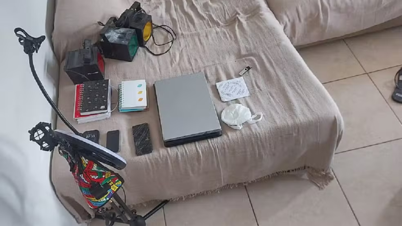 Psicólogo é preso e diversos materiais e dispositivos eletrônicos foram apreendidos e serão submetidos à perícia
