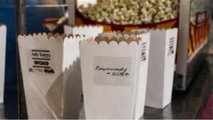 Pipocas feitas no lançamento do documentário "Reescrevendo Vidas"