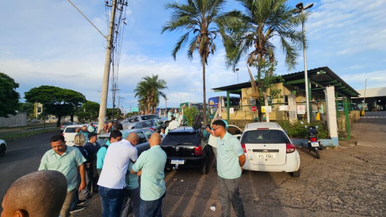 Greve de ônibus em Uberlândia