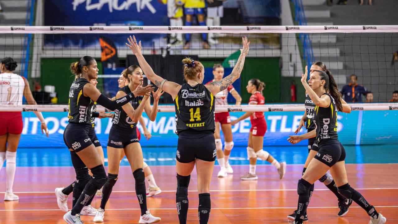 Praia Clube vôlei feminino