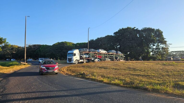 Restrição para veículos pesados começa nesta quinta-feira (30) em rodovias mineiras