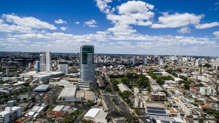 Escala 6x1: especialista analisa como o mercado de Uberlândia se prepara para a transição - Crédito: Reprodução/PMU