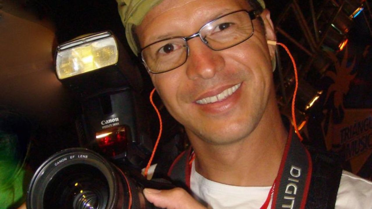 José Weberton de Oliveira, de 55 anos, fotógrafo, conhecido como Beto Oliveira.