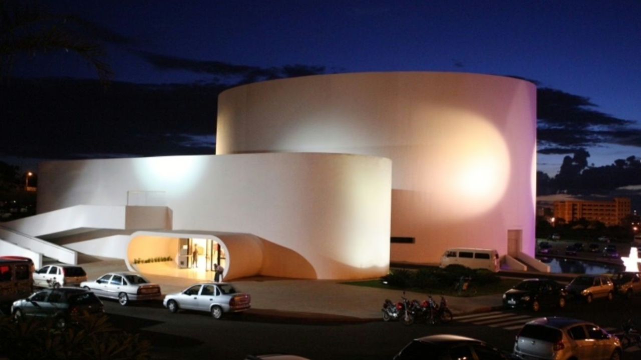 Teatro Municipal de Uberlândia e classe artística Teatro Municipal de Uberlândia e classe artística