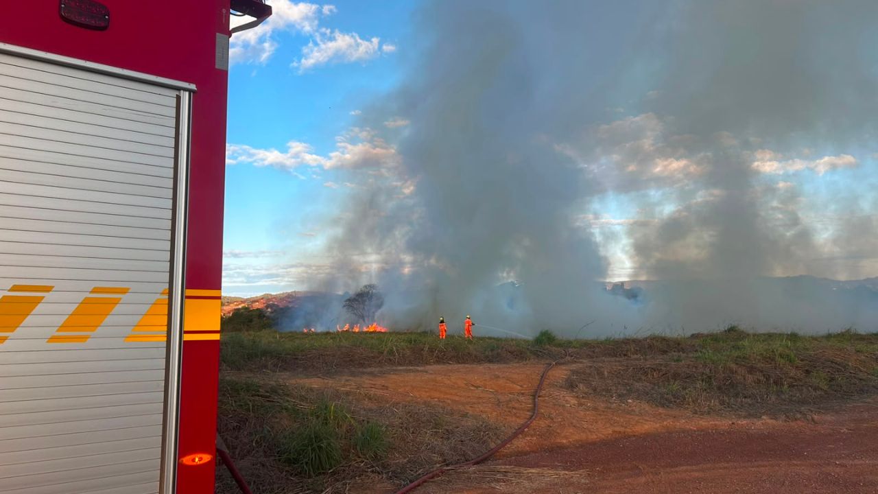 Incêndio em vegetação Incêndio em vegetação