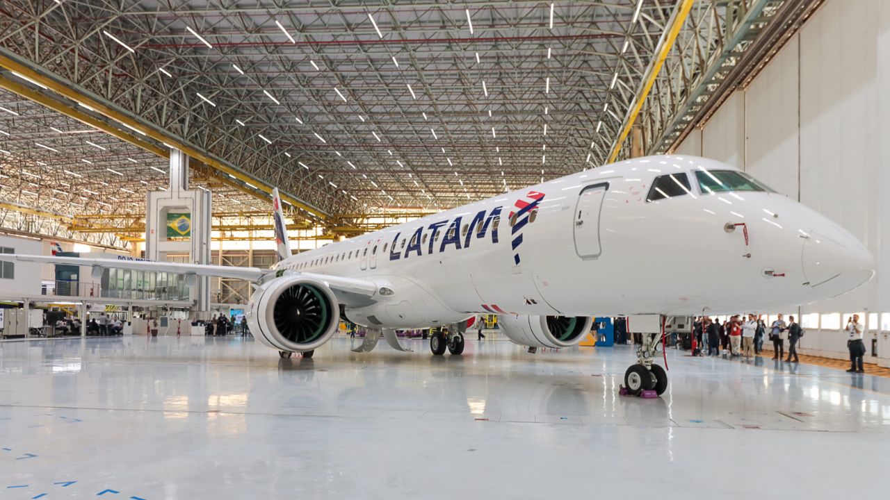Embraer E195-E2 Embraer E195-E2