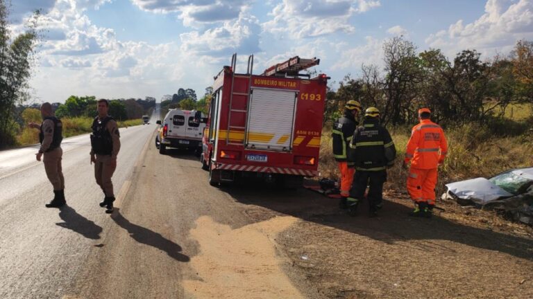 Batida entre carros