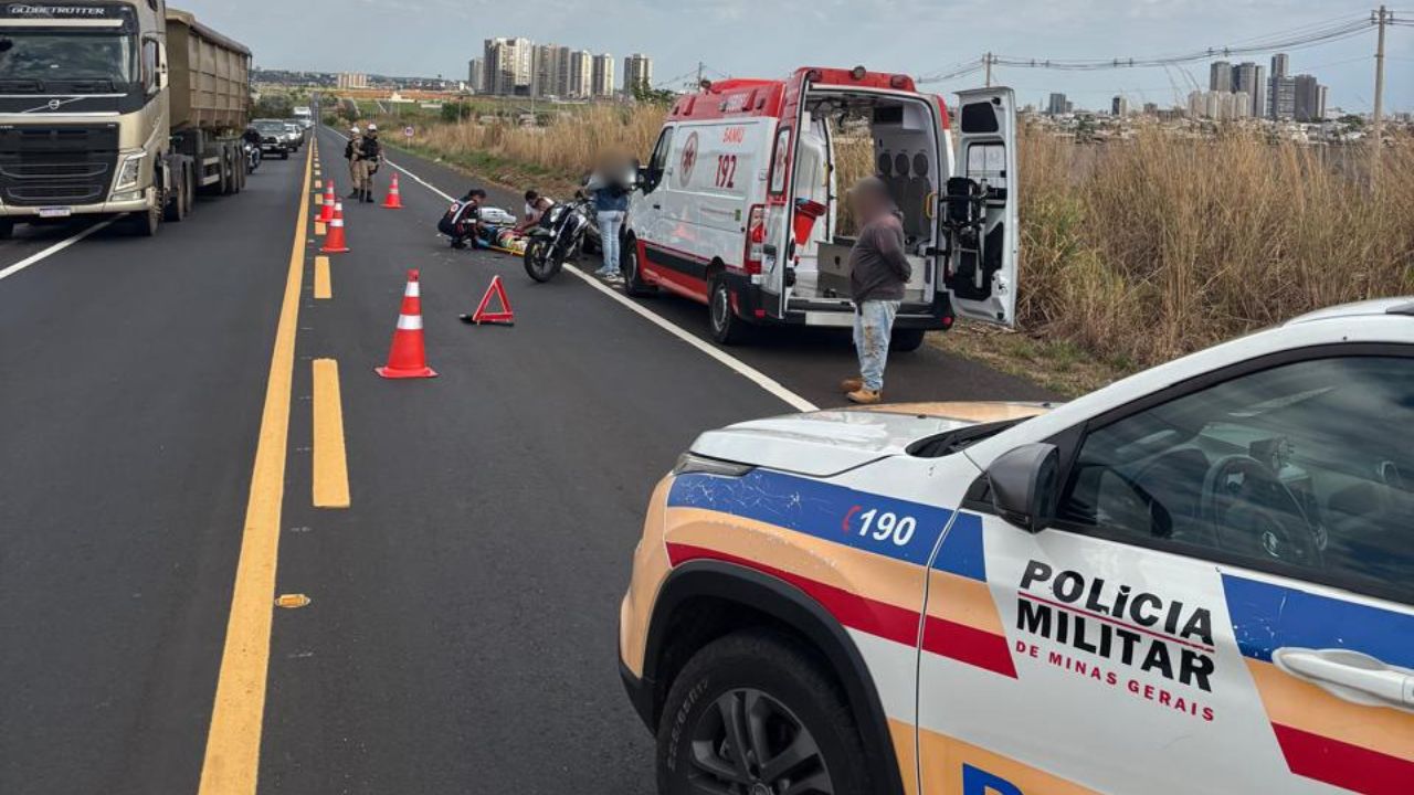 Motociclista fica ferido Motociclista fica ferido