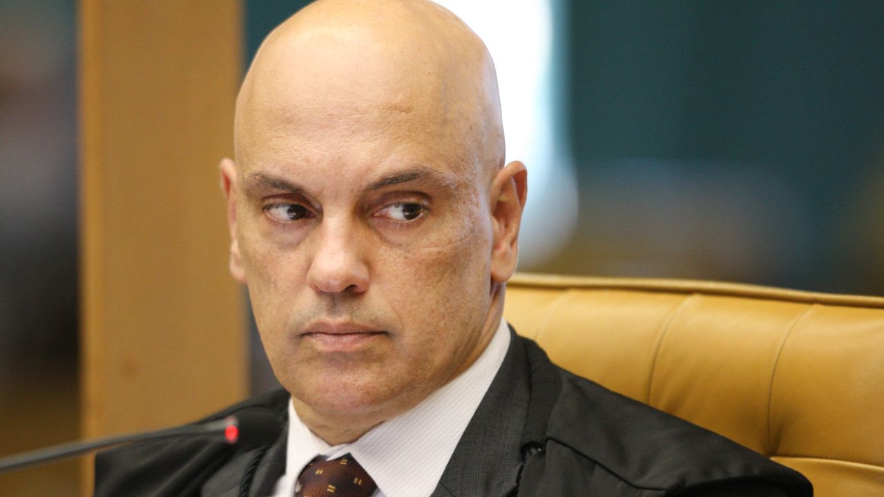 Sorteio no STF deixa Alexandre de Moraes com processo que envolve a prórpria esposa
