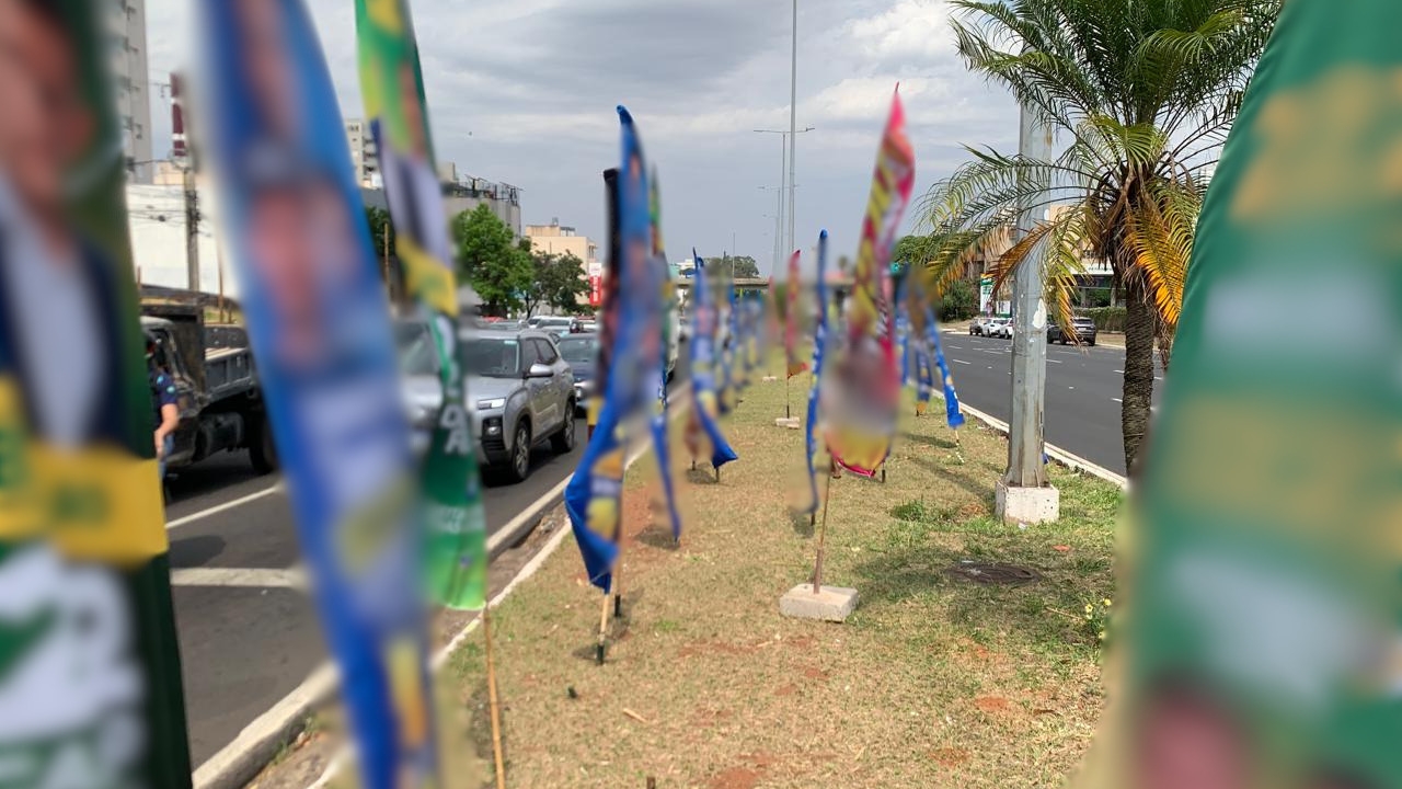 Wind banners Wind banners