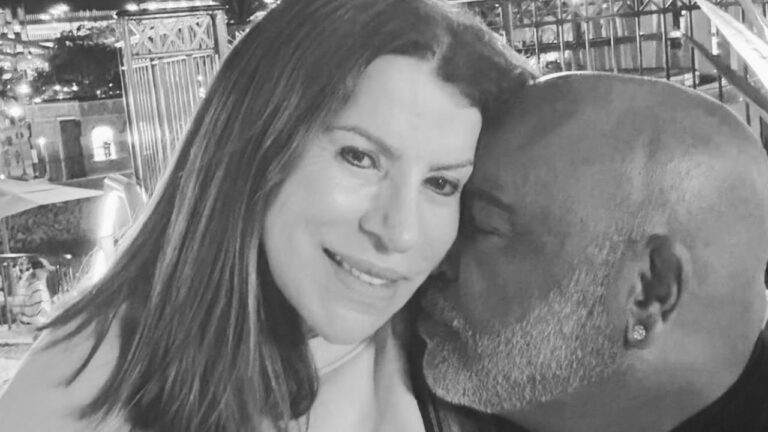 Mulher do cantor Rick faz homenagem emocionante de despedida