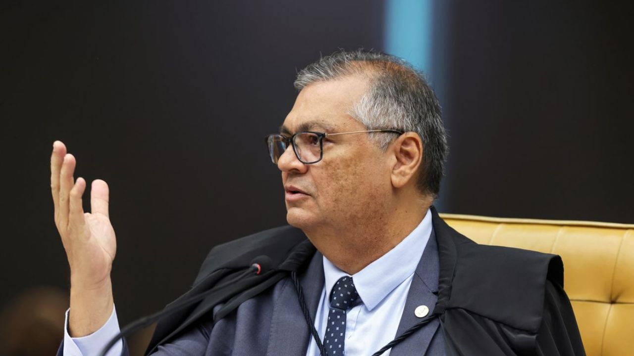 Dark Horse: Dino levanta sigilo de provas contra Frias