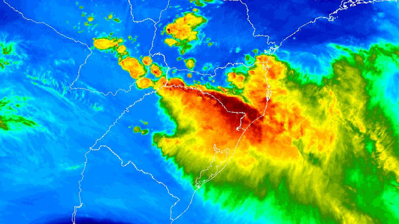 Condições metereológicas: Gráfico mostra a quantidade de vapor de agua na região do acidente