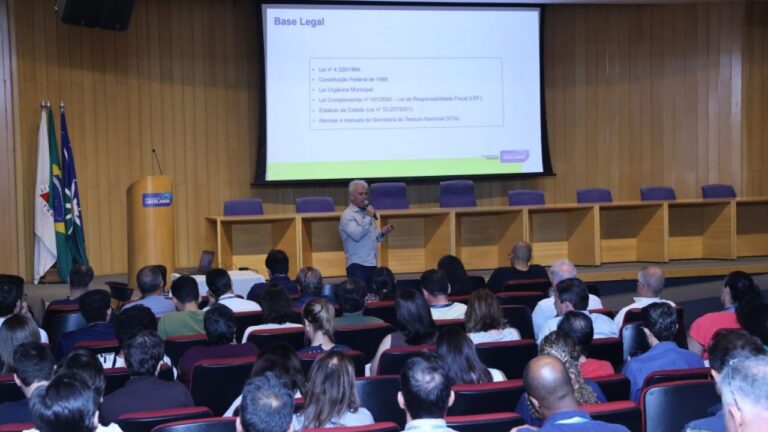prefeitura de uberlandia apresentando LOA 2027