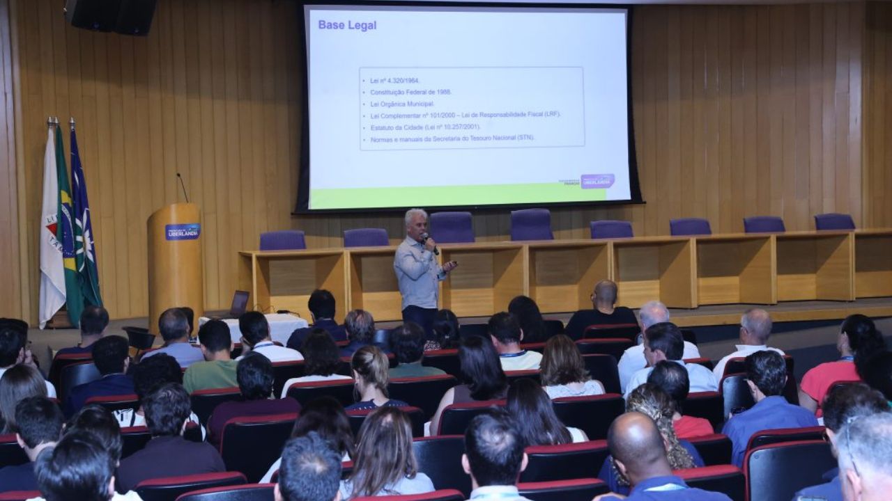 prefeitura de uberlandia apresentando LOA 2027