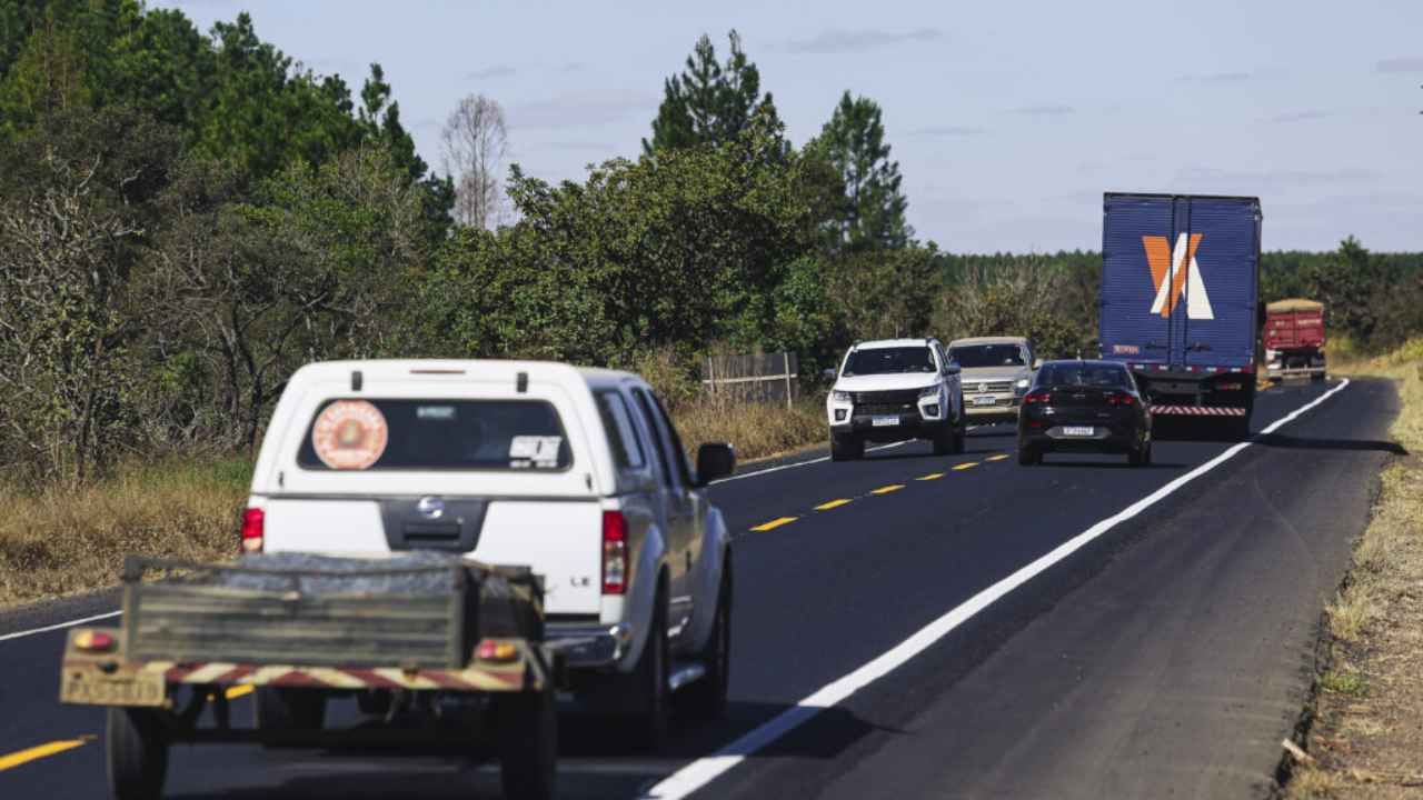 movimento nas rodovias movimento nas rodovias