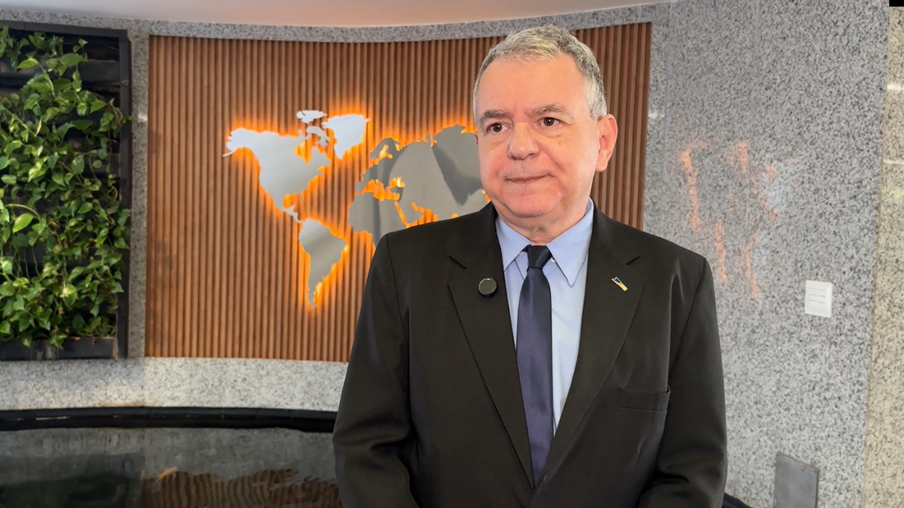 Gustavo de Almeida,