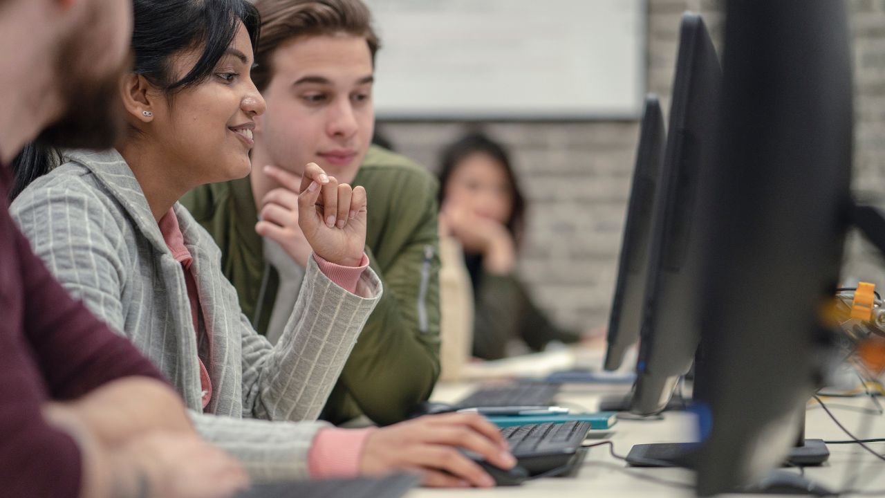 veja opções e como se inscrever até sexta (30) — Cursos técnicos gratuitos em Uberlândia