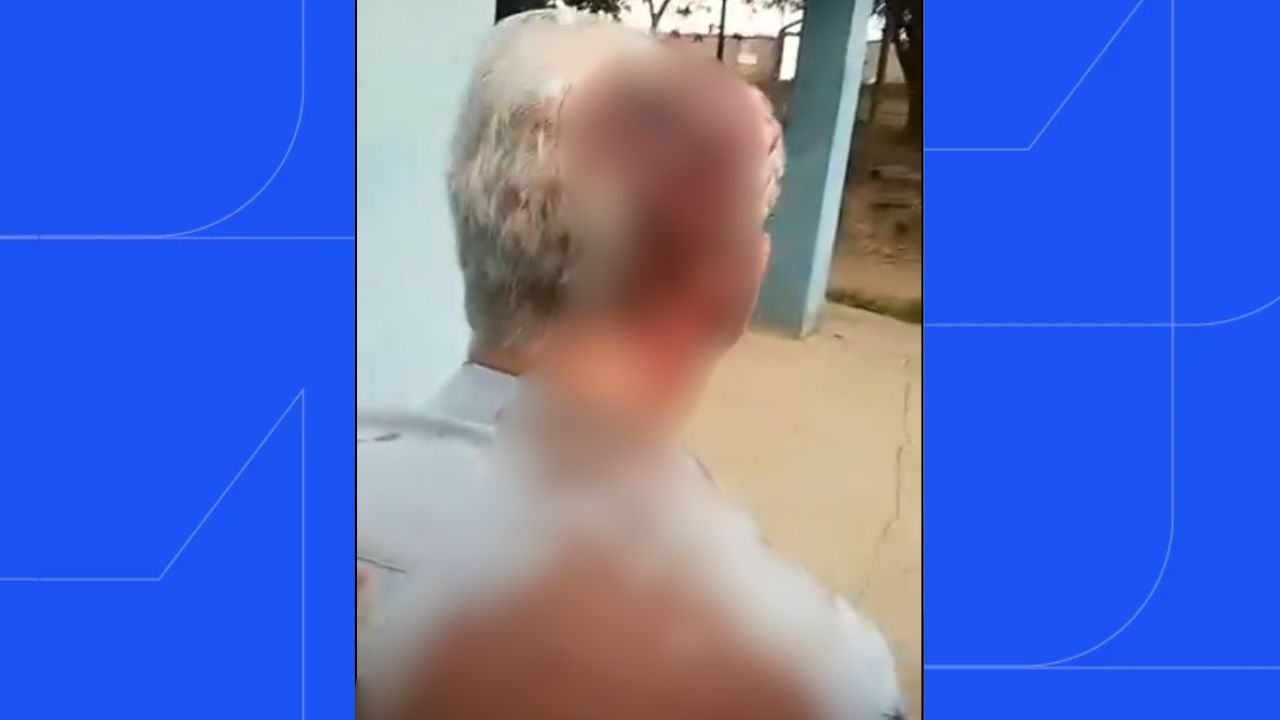 Golpeado com enxada Golpeado com enxada